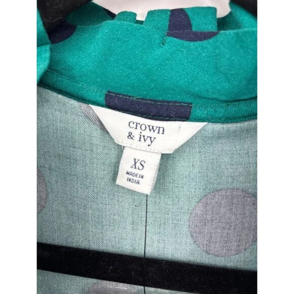 Crown & Ivy Ruffle Neck Polka Dot Blouse Top 3/4 Sleeve Green XS NEW - Picture 3 of 5